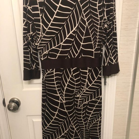 Tory Burch Brown and White Silk Work/Office Dress in Size Medium - Picture 3 of 4